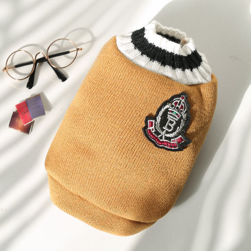 Factory direct autumn and winter new knitted waistcoat V-neck college style pet dog cat clothes vest Teddy Bo Mei supplies
