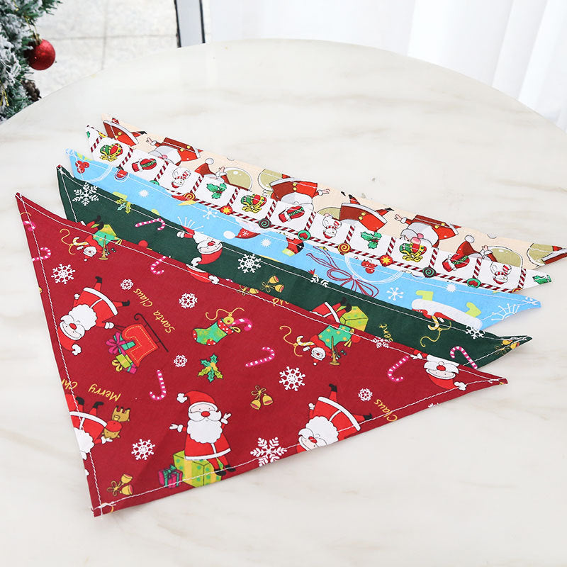 Small medium large dog dog Cat Triangle spit towel Santa Claus elk pet supplies Four seasons decorative scarf