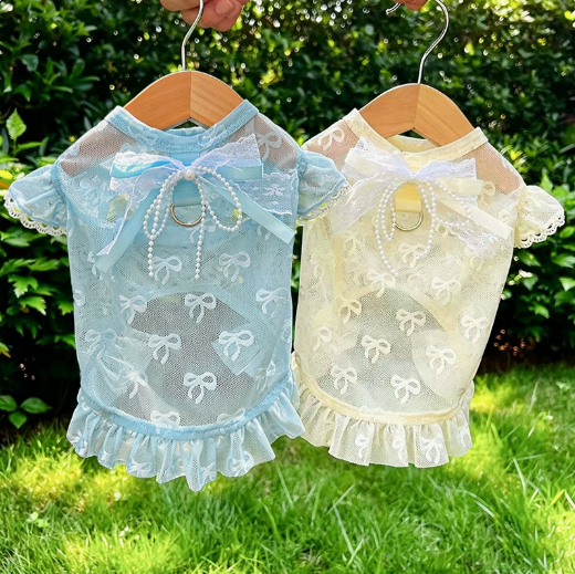 Dog clothing - light and thin mesh with butterfly knots for pets, suitable for outdoor walking, prevents hair loss.