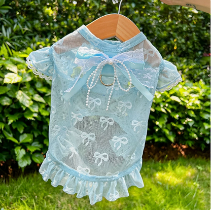 Dog clothing - light and thin mesh with butterfly knots for pets, suitable for outdoor walking, prevents hair loss.