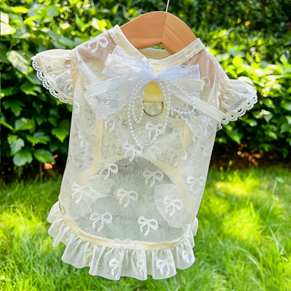 Dog clothing - light and thin mesh with butterfly knots for pets, suitable for outdoor walking, prevents hair loss.