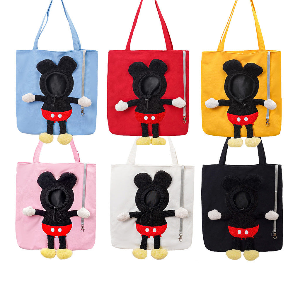 Portable bag for taking dogs and cats out for fresh air