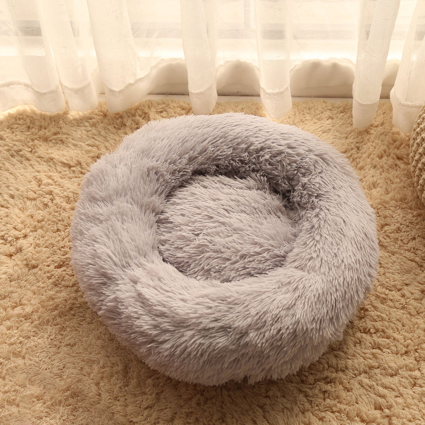 Winter round plush pet bed for small, medium and large-sized pets